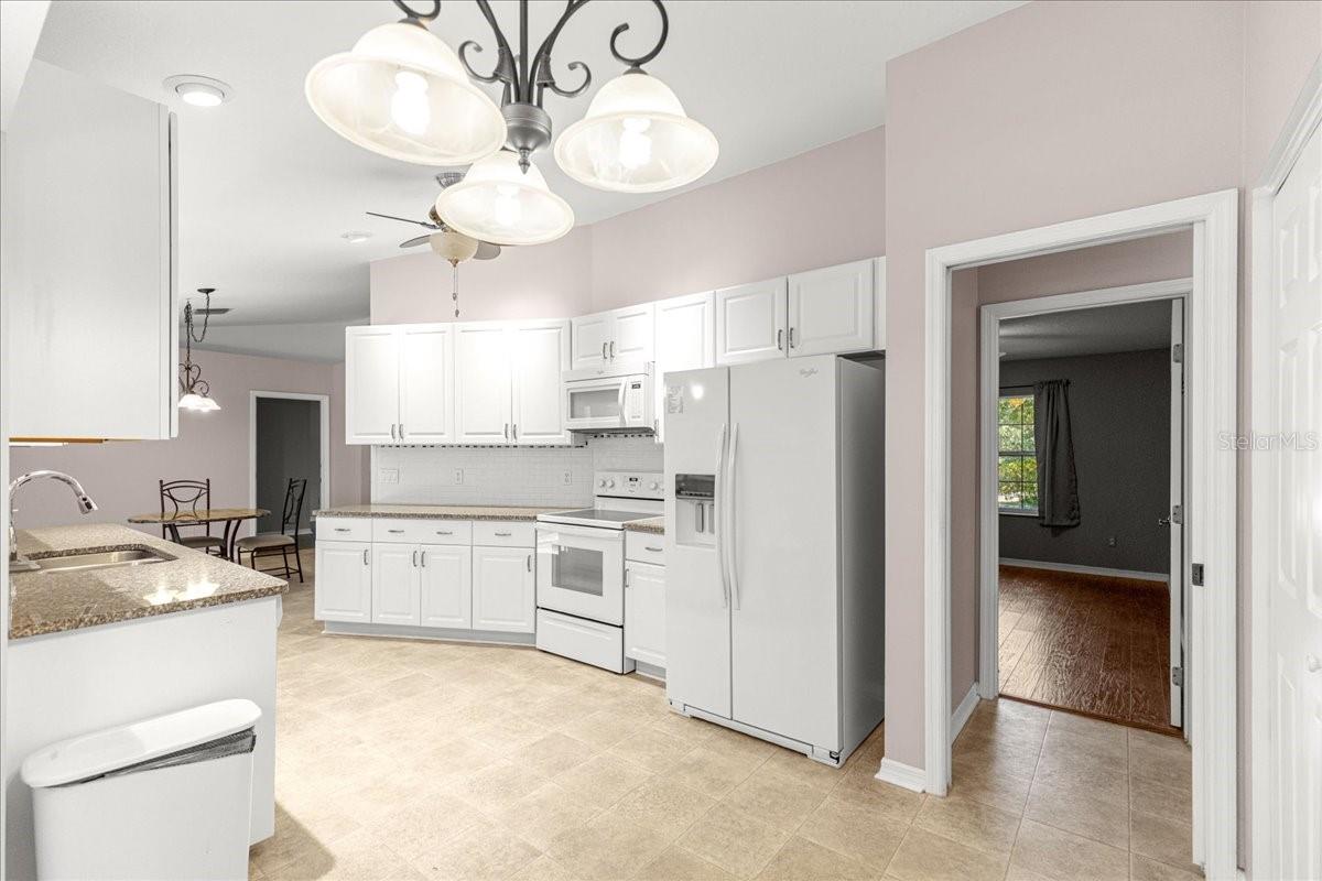 Image 11 of 60 For 7535 185th Avenue Road