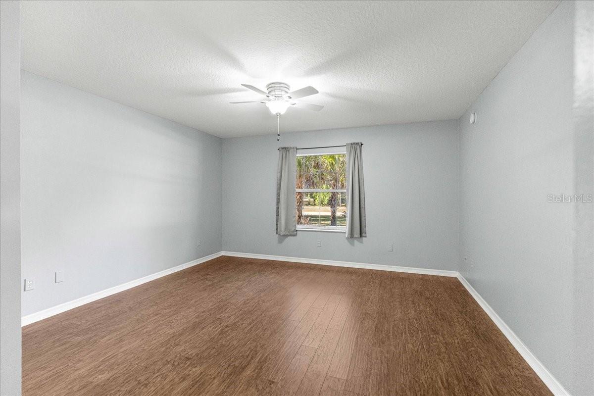 Image 15 of 60 For 7535 185th Avenue Road