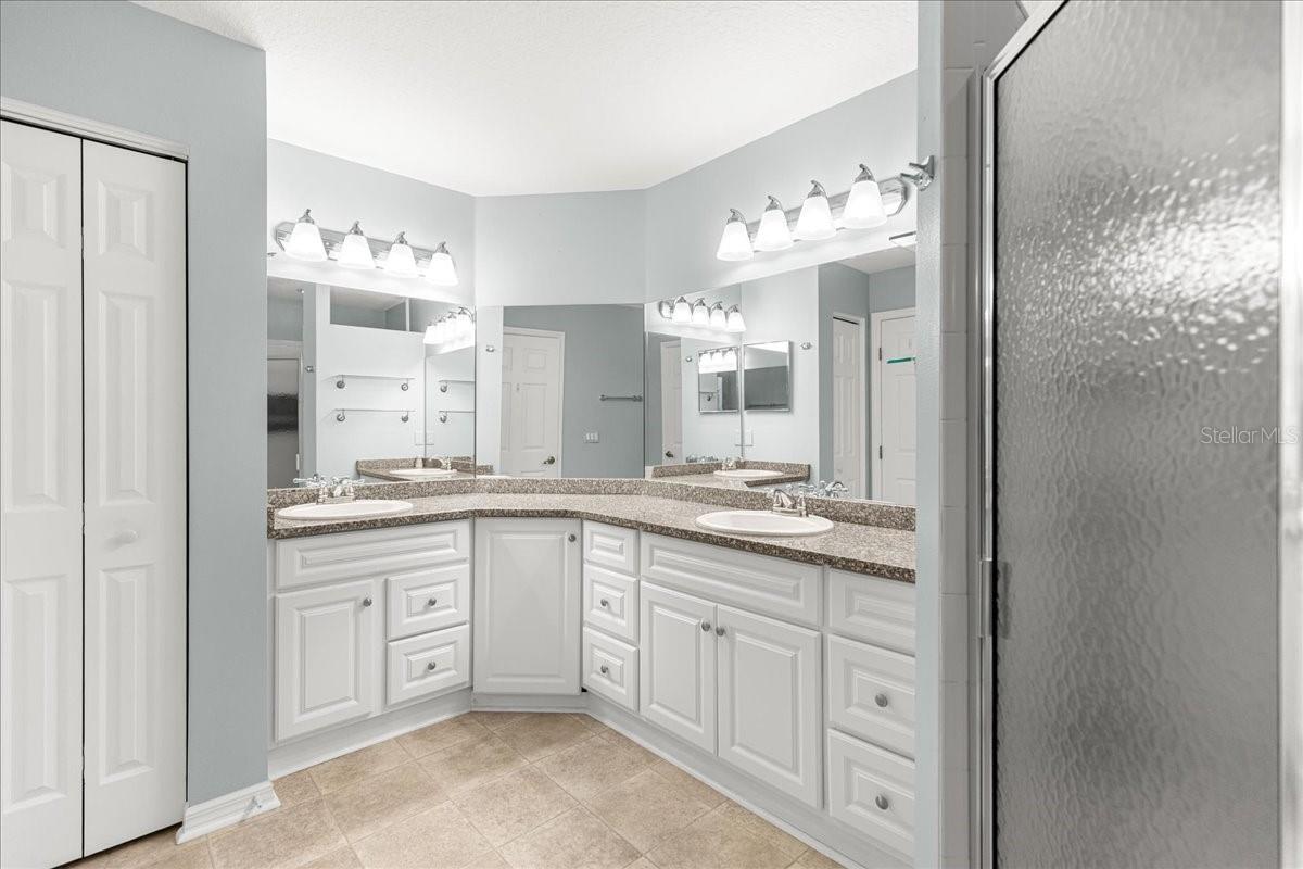 Image 20 of 60 For 7535 185th Avenue Road