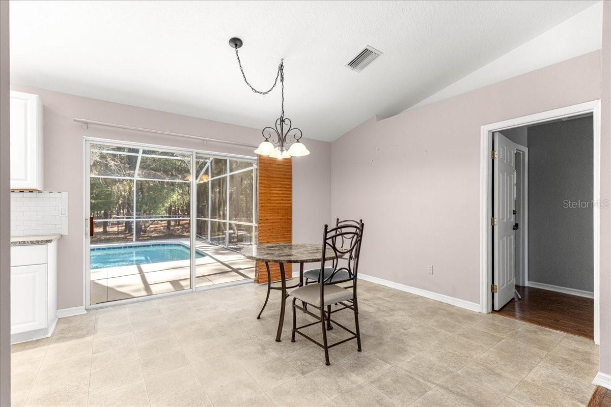 Image 6 of 60 For 7535 185th Avenue Road