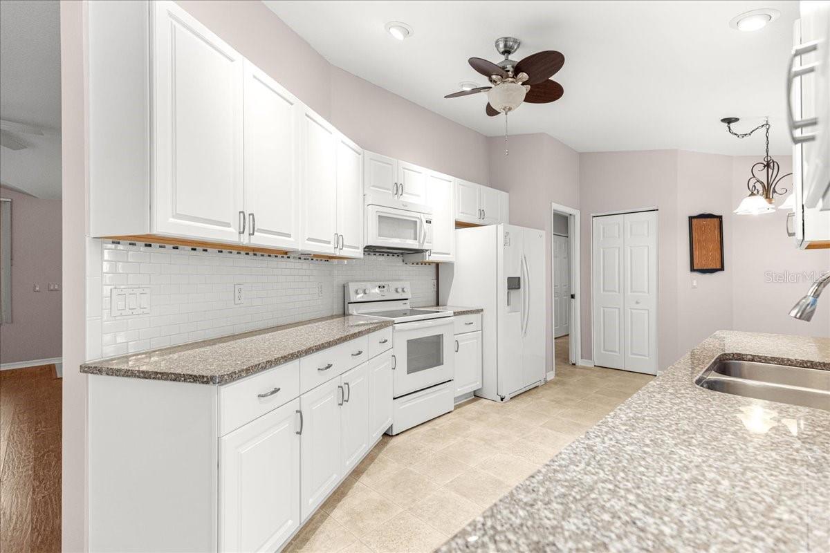 Image 9 of 60 For 7535 185th Avenue Road