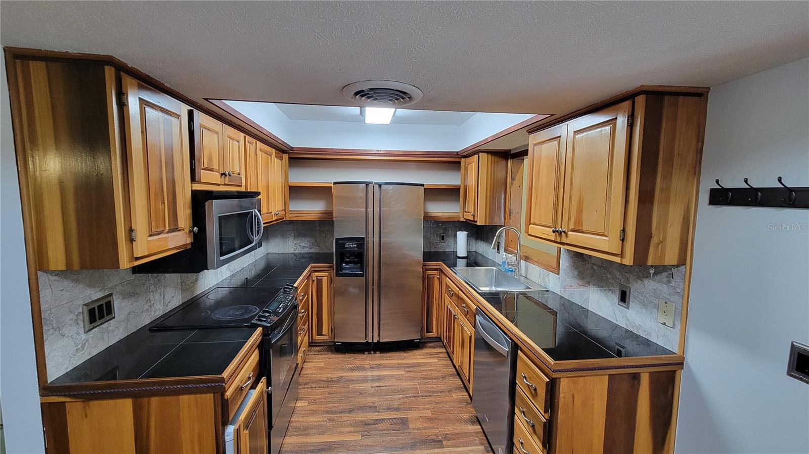 Image 22 of 51 For 3152 50th Place