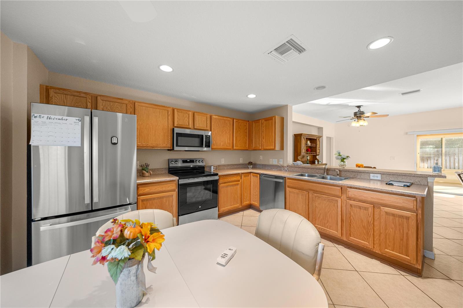 Listing photo id 8 for 9175 118th Loop