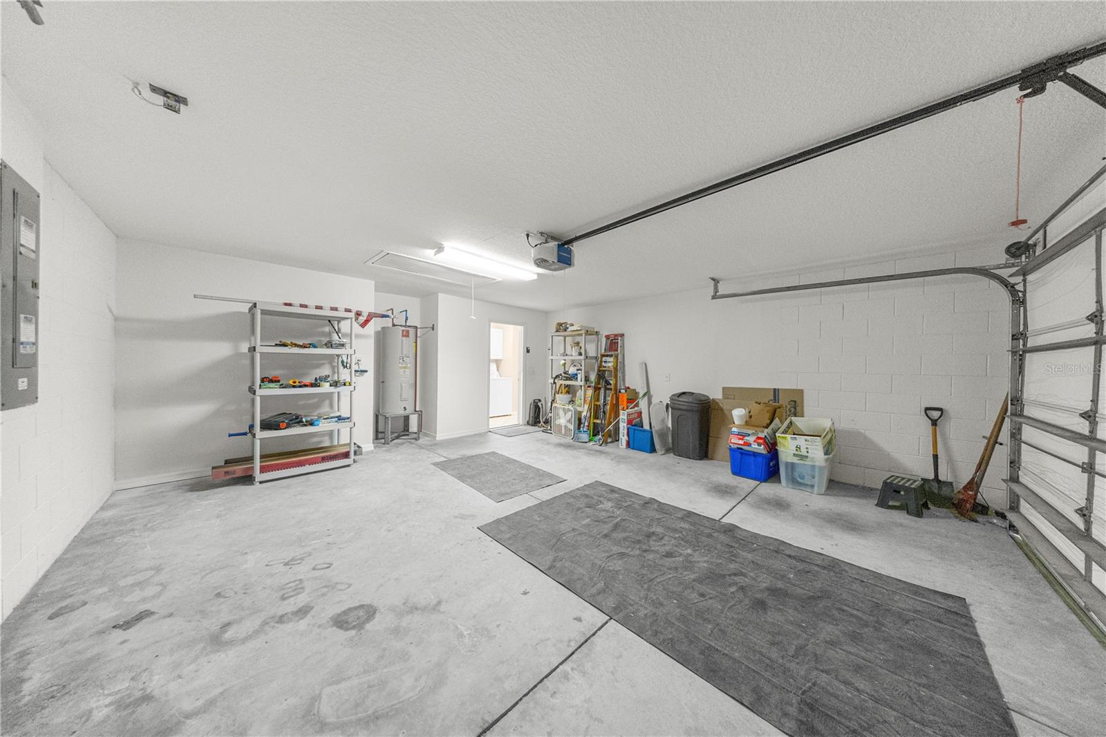 Listing photo id 10 for 9175 118th Loop