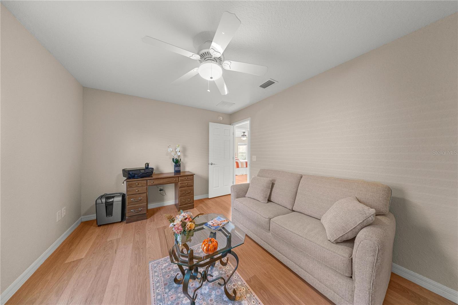 Listing photo id 14 for 9175 118th Loop