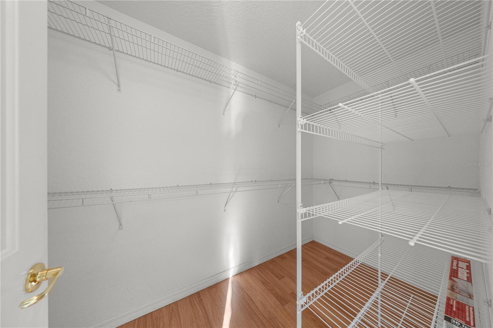 Listing photo id 18 for 9175 118th Loop