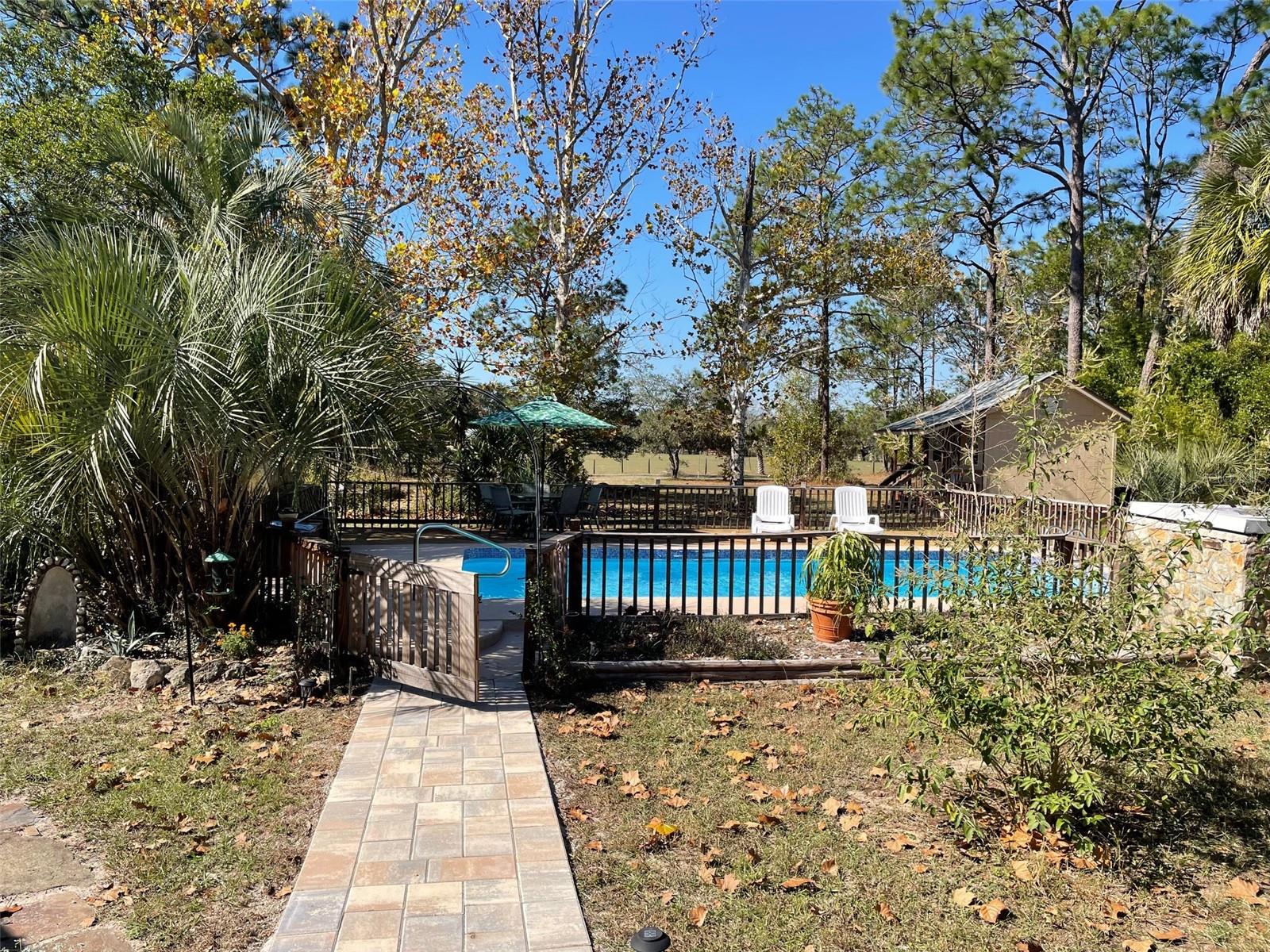 Image 18 of 77 For 280 Ridgewood Road