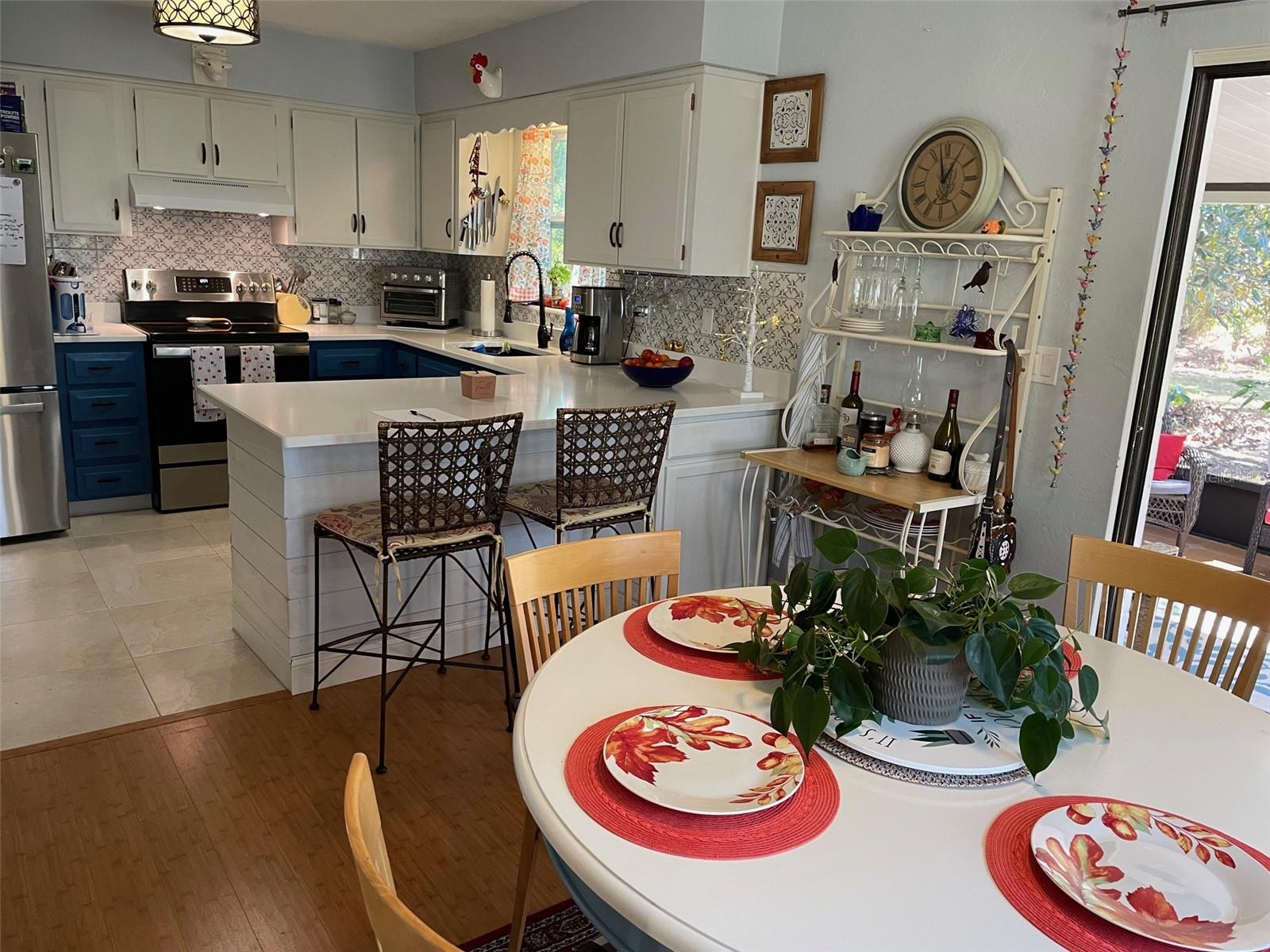 Image 62 of 77 For 280 Ridgewood Road