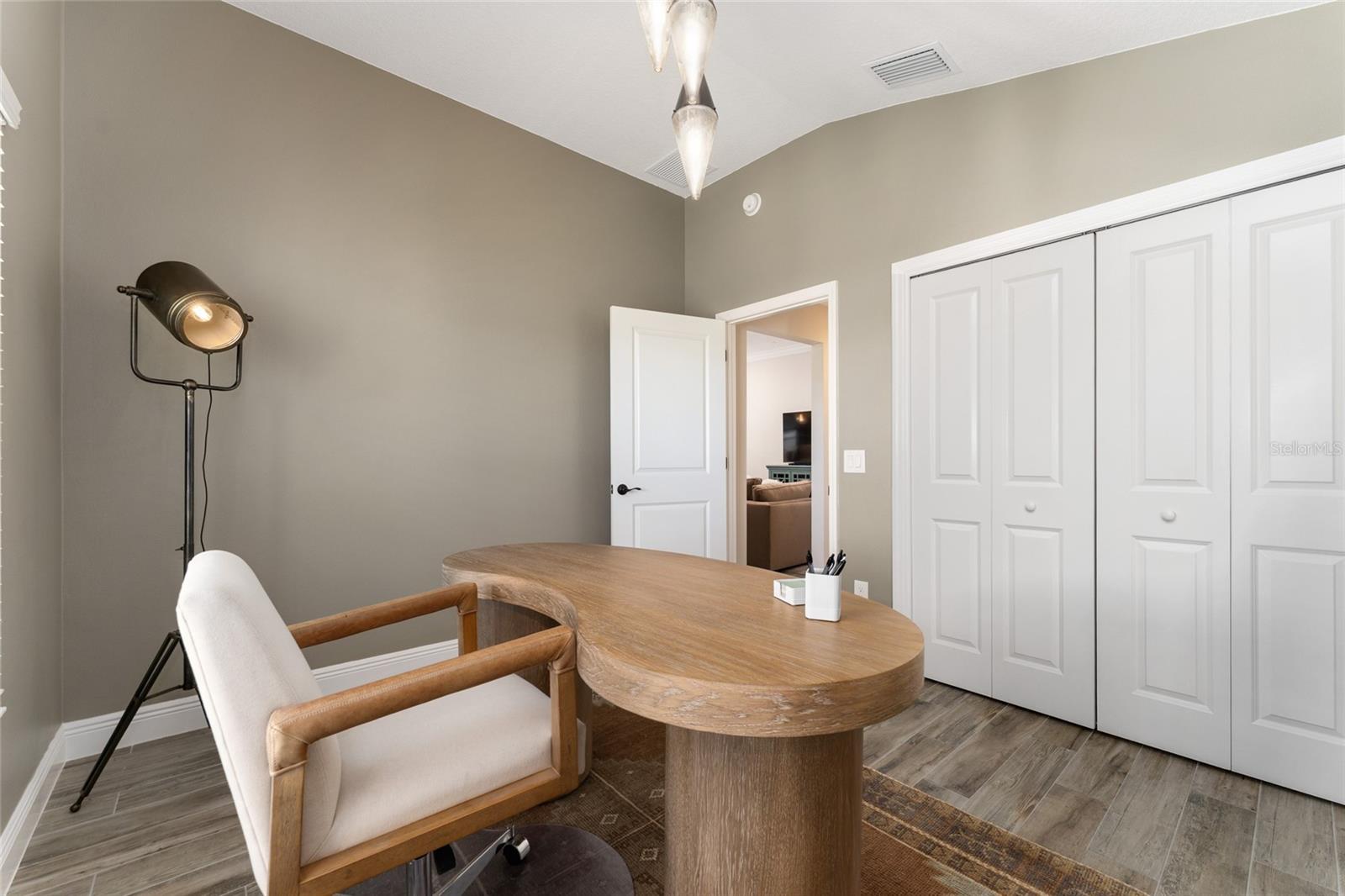 Image 27 of 54 For 5967 Freitag Avenue