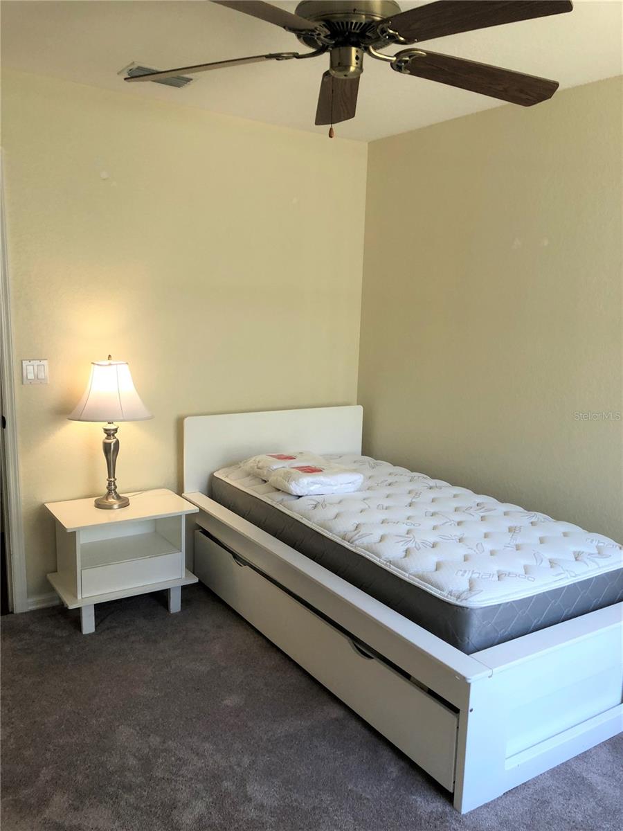 Image 27 of 40 For 7867 115th Loop