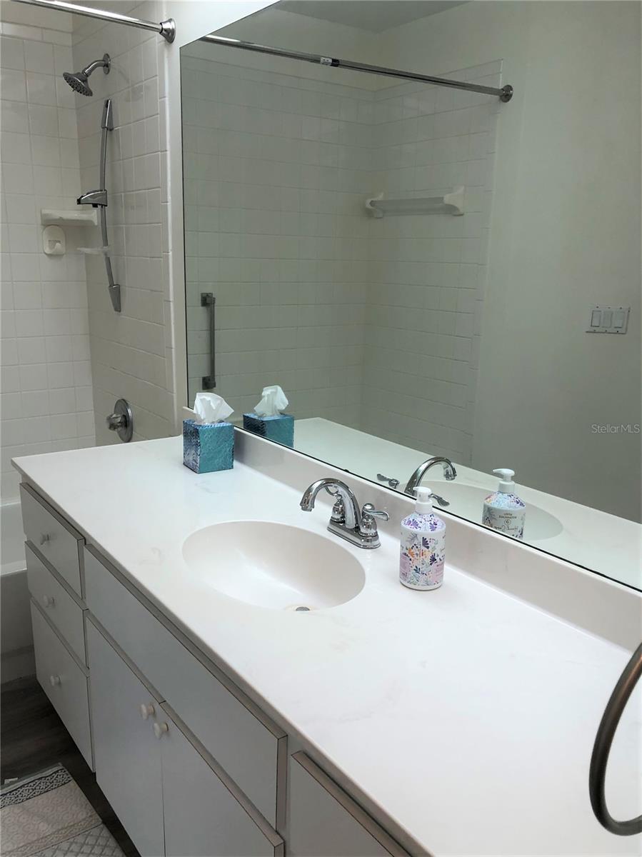 Image 34 of 40 For 7867 115th Loop