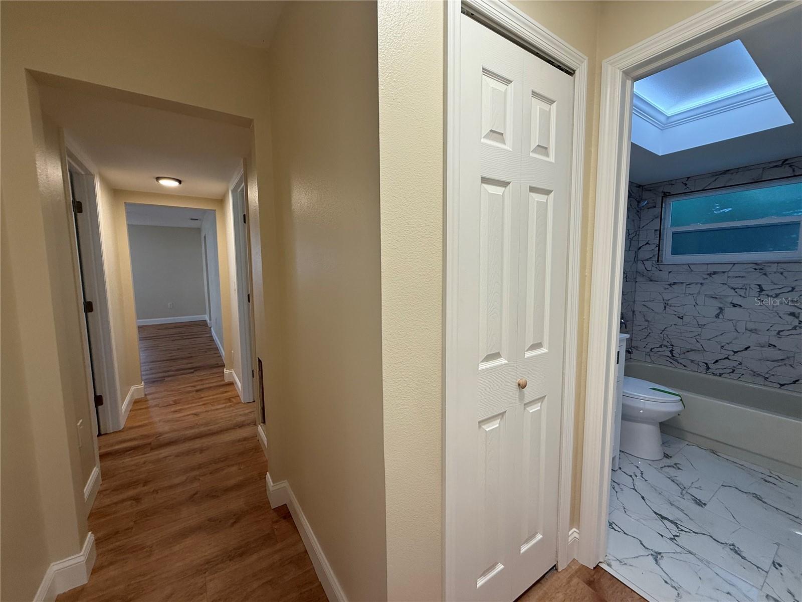 Image 16 of 18 For 416 Hourglass Terrace