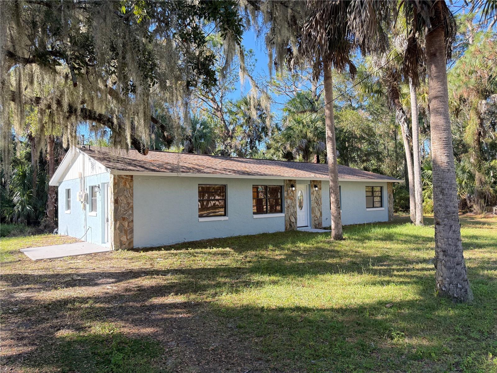 Image 3 of 18 For 416 Hourglass Terrace