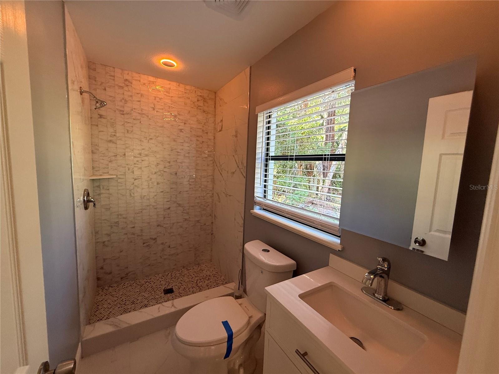 Image 7 of 18 For 416 Hourglass Terrace