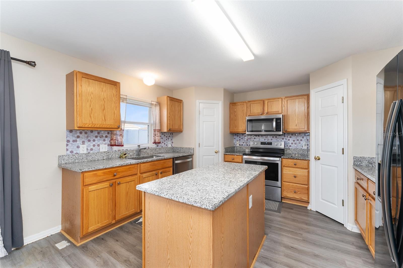 Image 30 of 64 For 2661 42nd Road