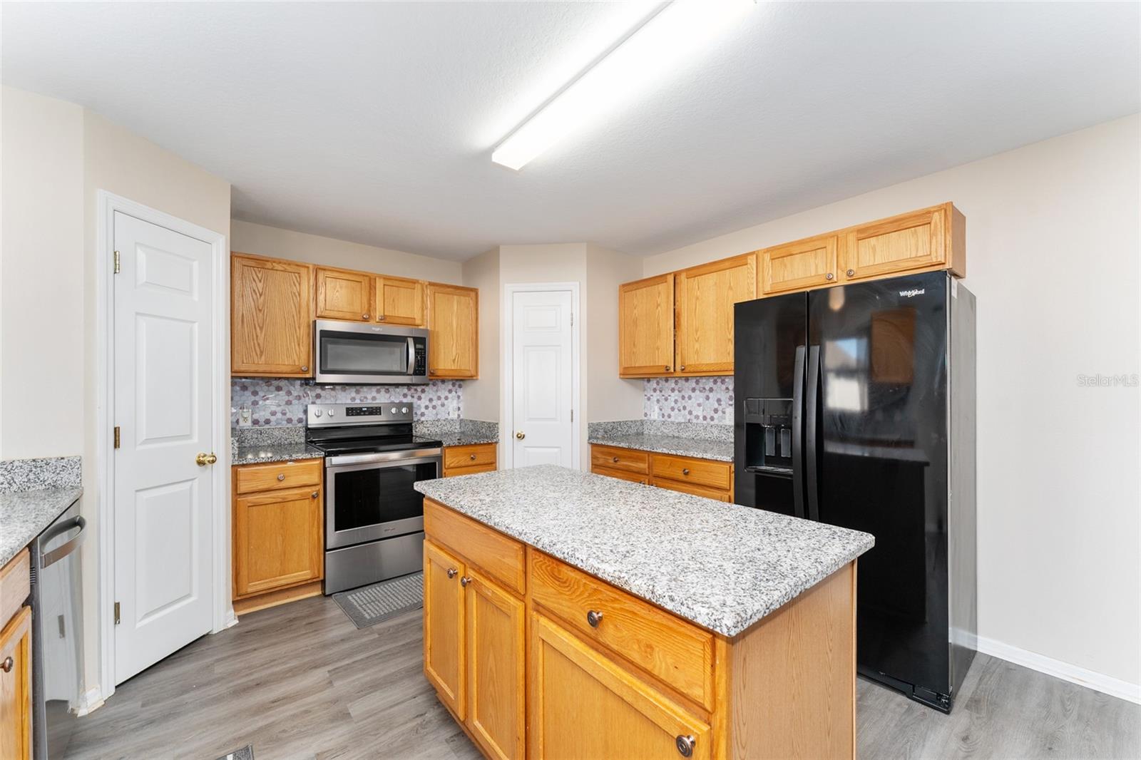 Image 31 of 64 For 2661 42nd Road