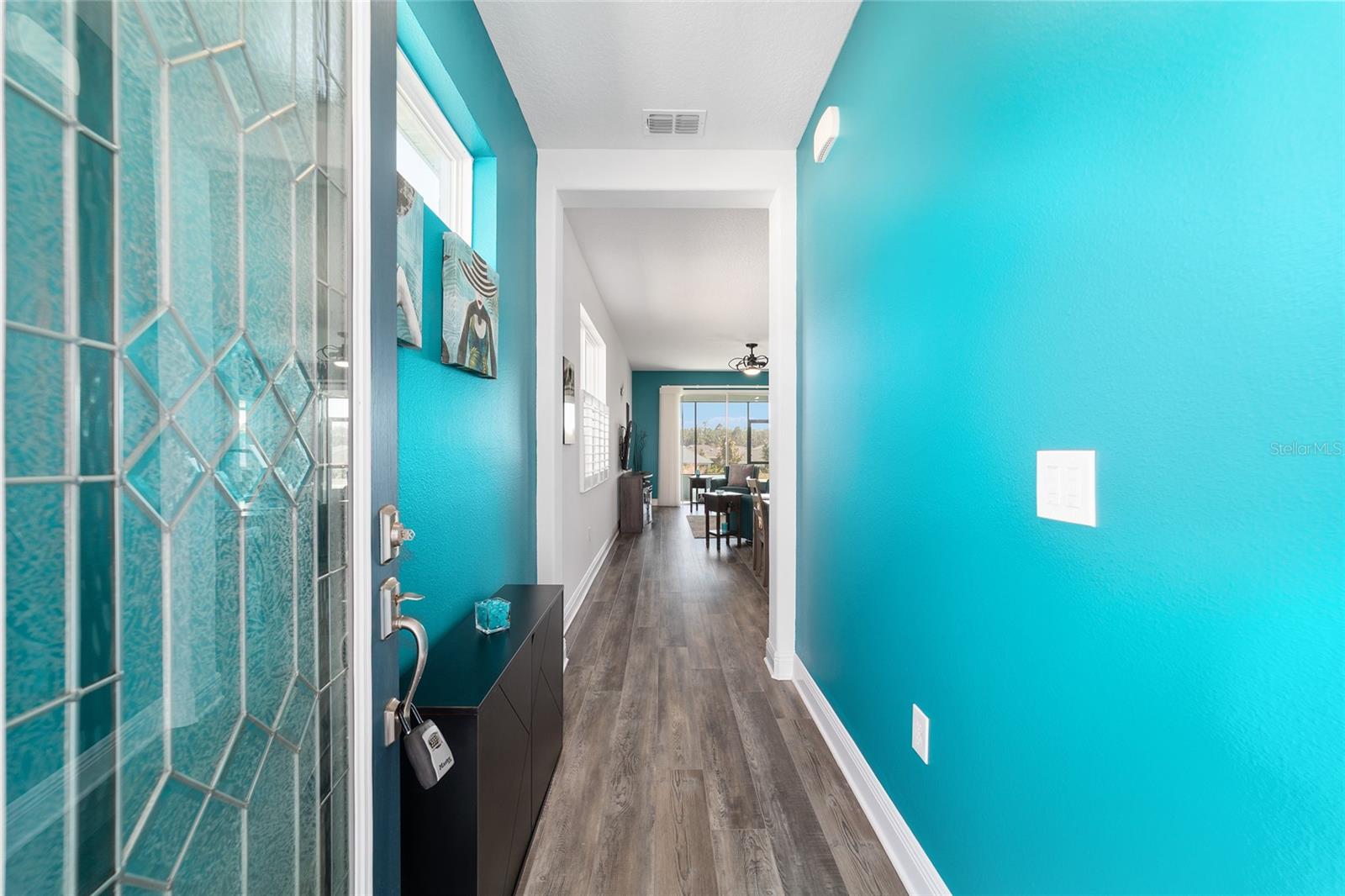 Image 10 of 50 For 10410 96th Loop