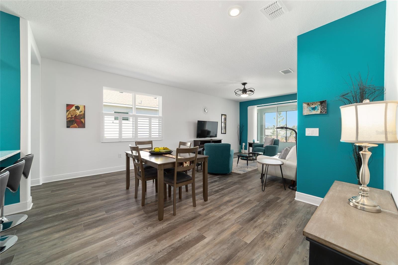 Image 14 of 50 For 10410 96th Loop