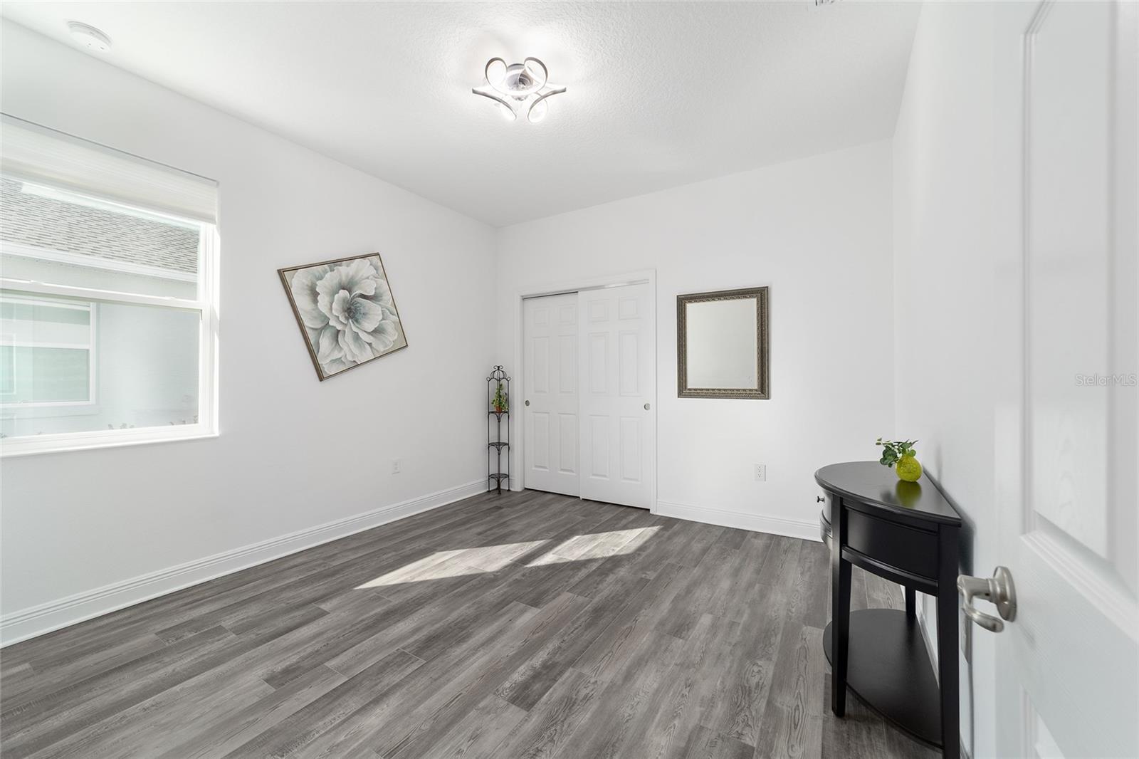 Image 41 of 50 For 10410 96th Loop