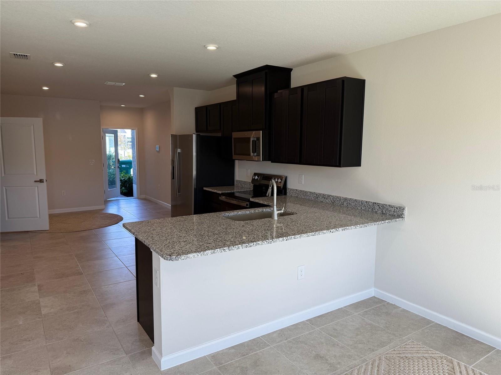 Image 4 of 20 For 1198 Port Blue Way