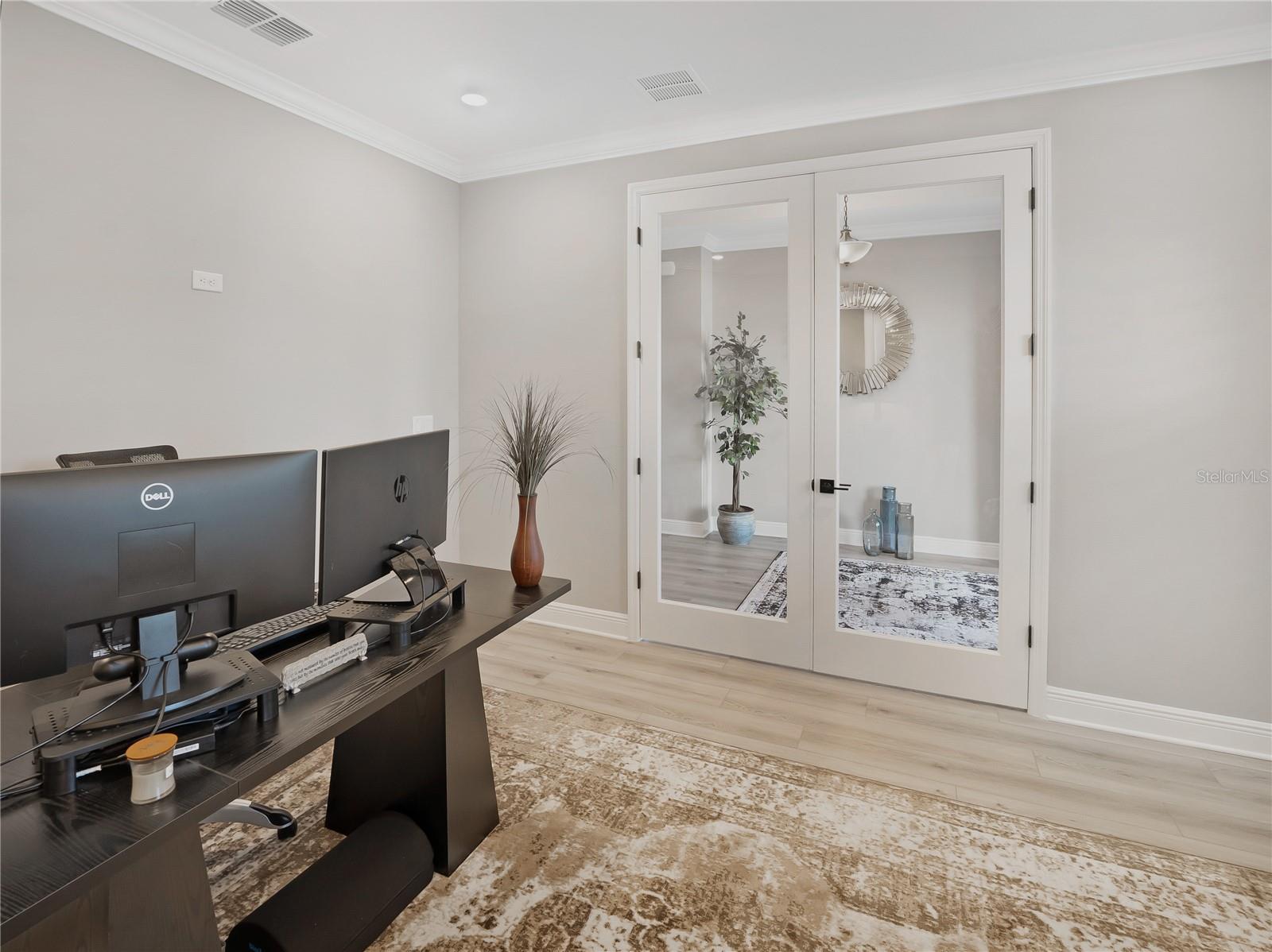 Image 10 of 57 For 10082 82nd Place Road