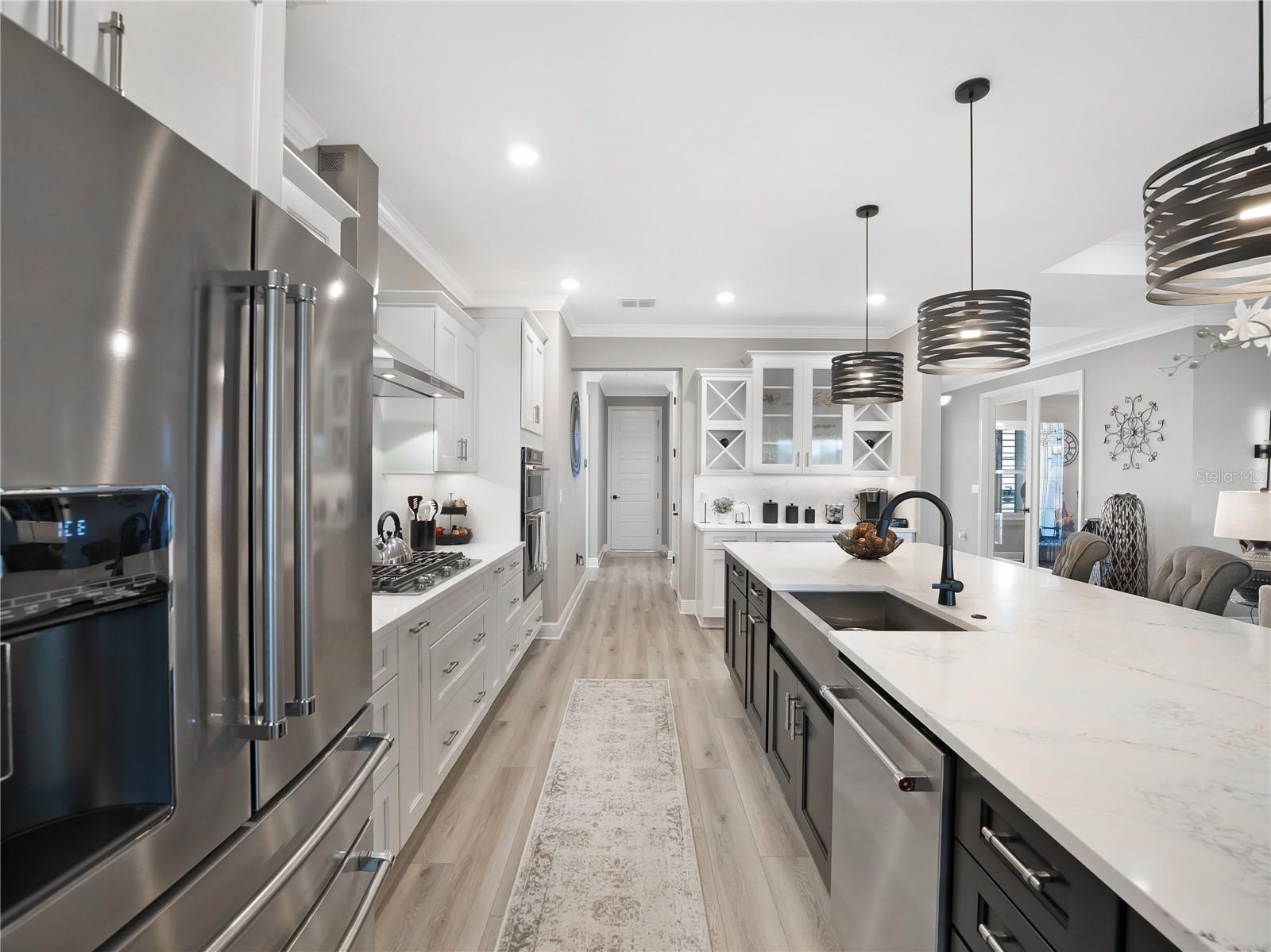 Image 21 of 57 For 10082 82nd Place Road