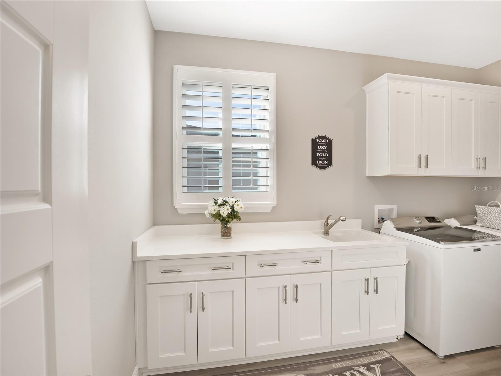 Image 24 of 57 For 10082 82nd Place Road