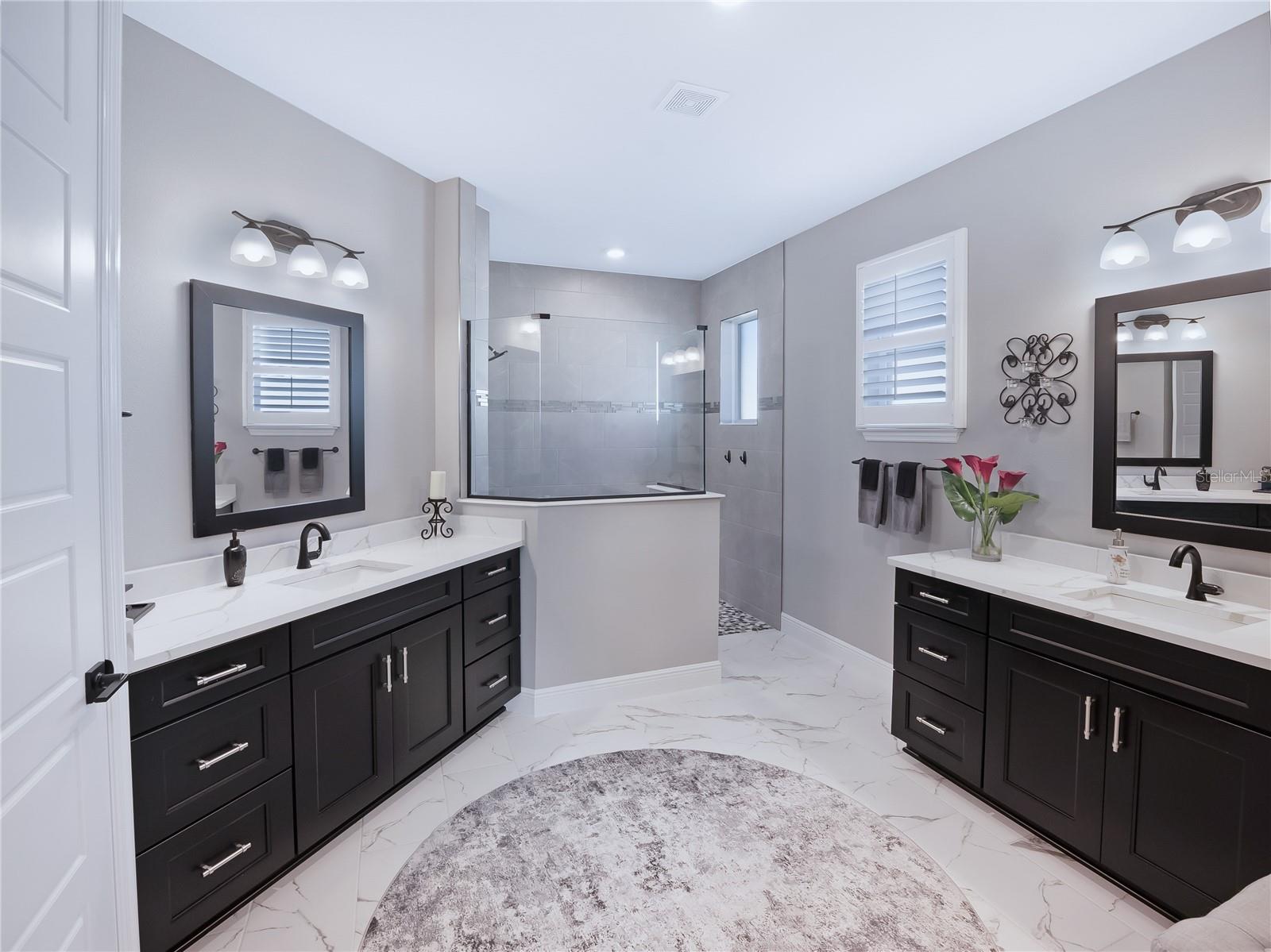 Image 43 of 57 For 10082 82nd Place Road