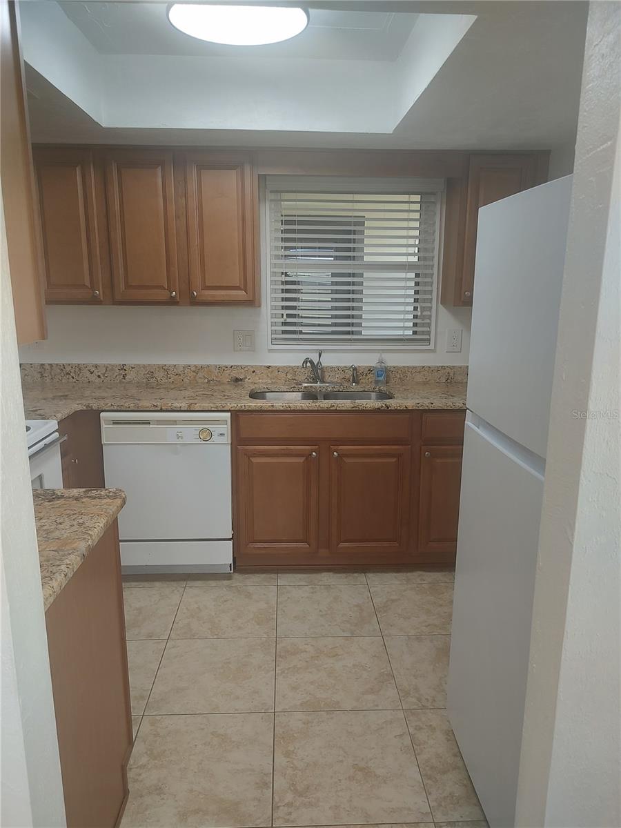 Image 11 of 30 For 12201 Sandalwood Drive 12201