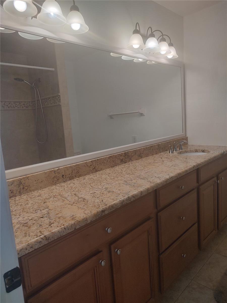 Image 20 of 30 For 12201 Sandalwood Drive 12201