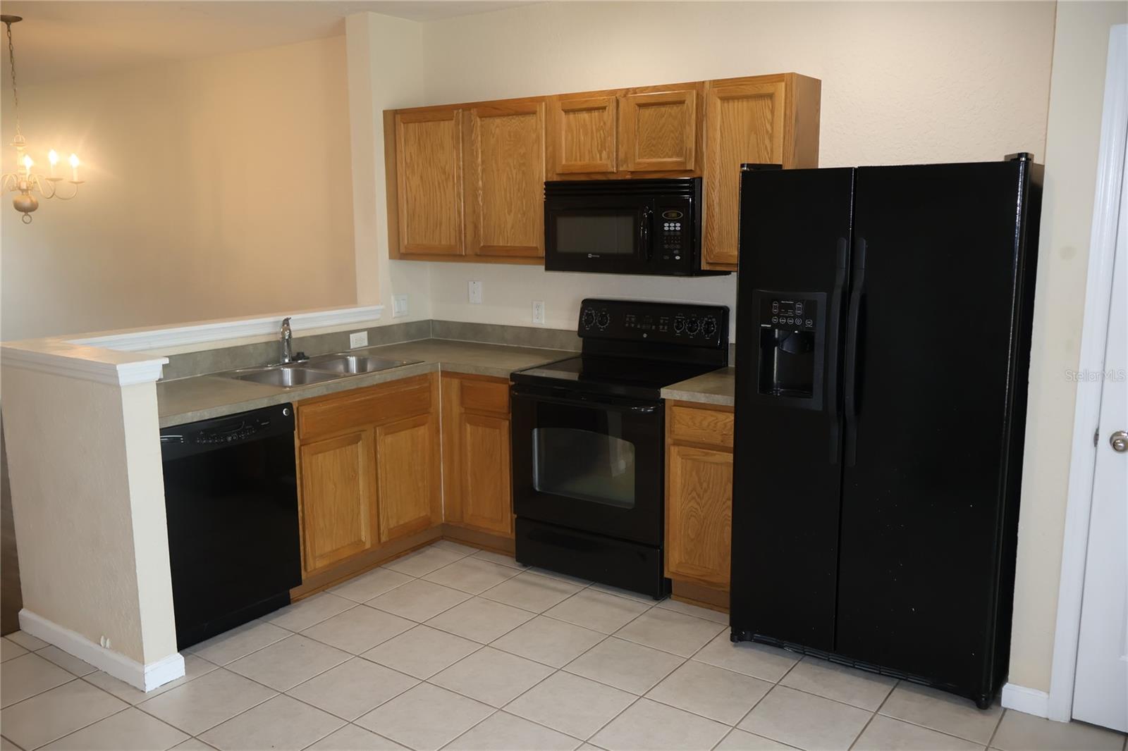 Image 6 of 17 For 4445 49th Avenue