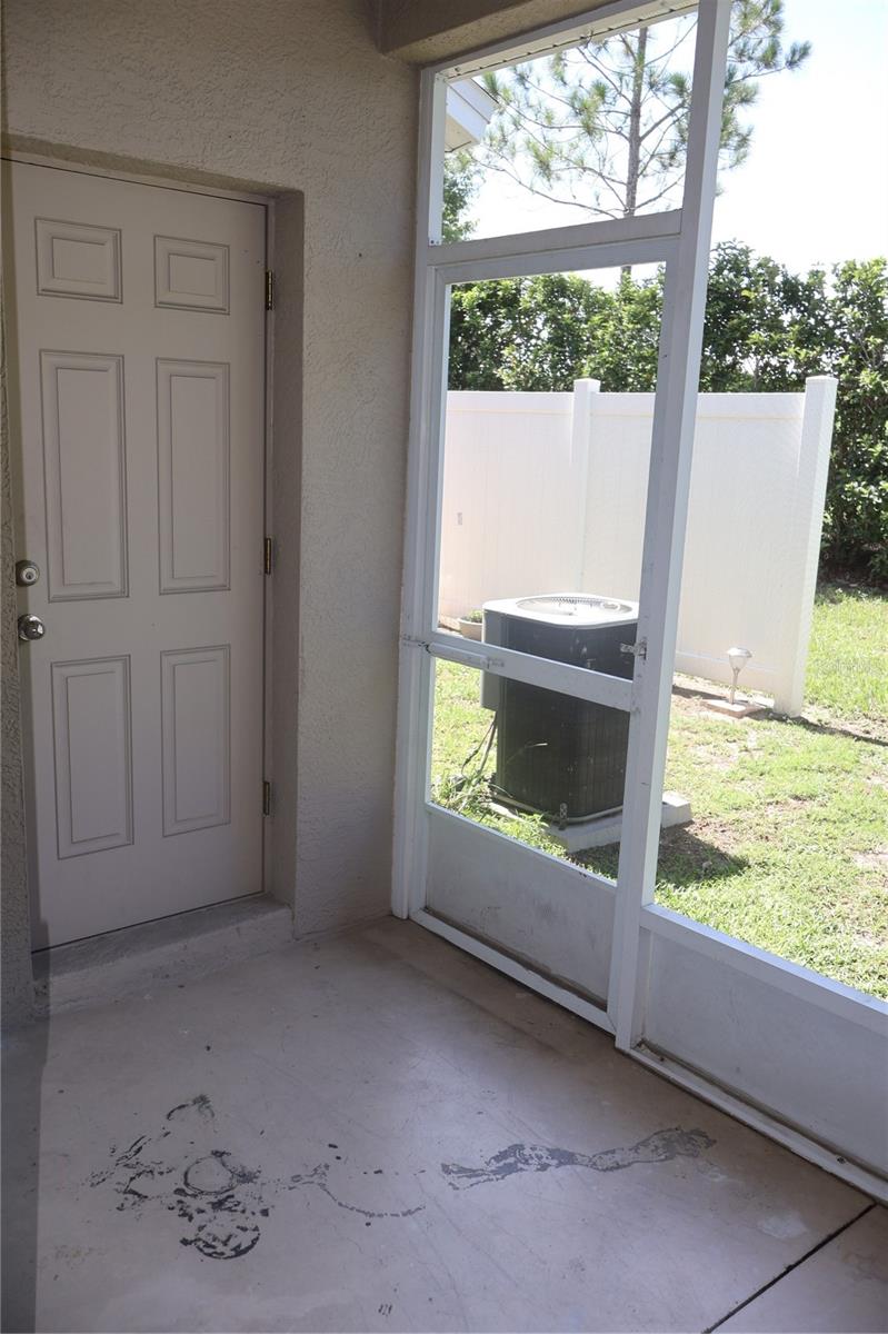 Image 7 of 17 For 4445 49th Avenue