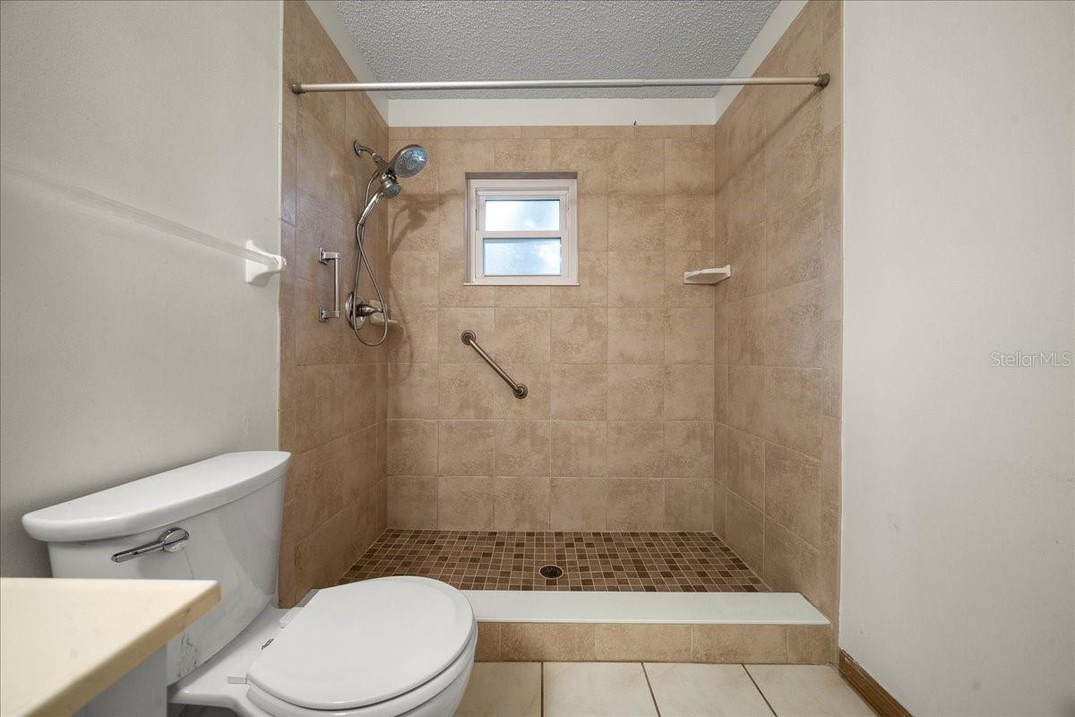 Image 36 of 56 For 8431 93rd Place A