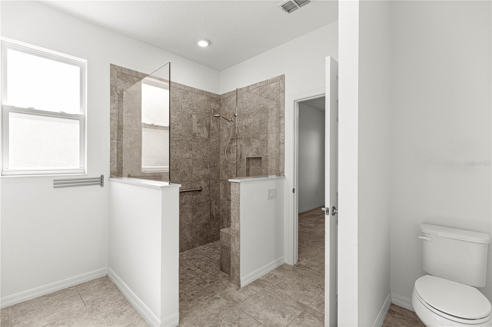 Image 32 of 42 For 8546 79th Avenue