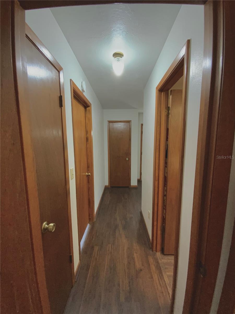 Image 12 of 18 For 23063 Edgewater Boulevard