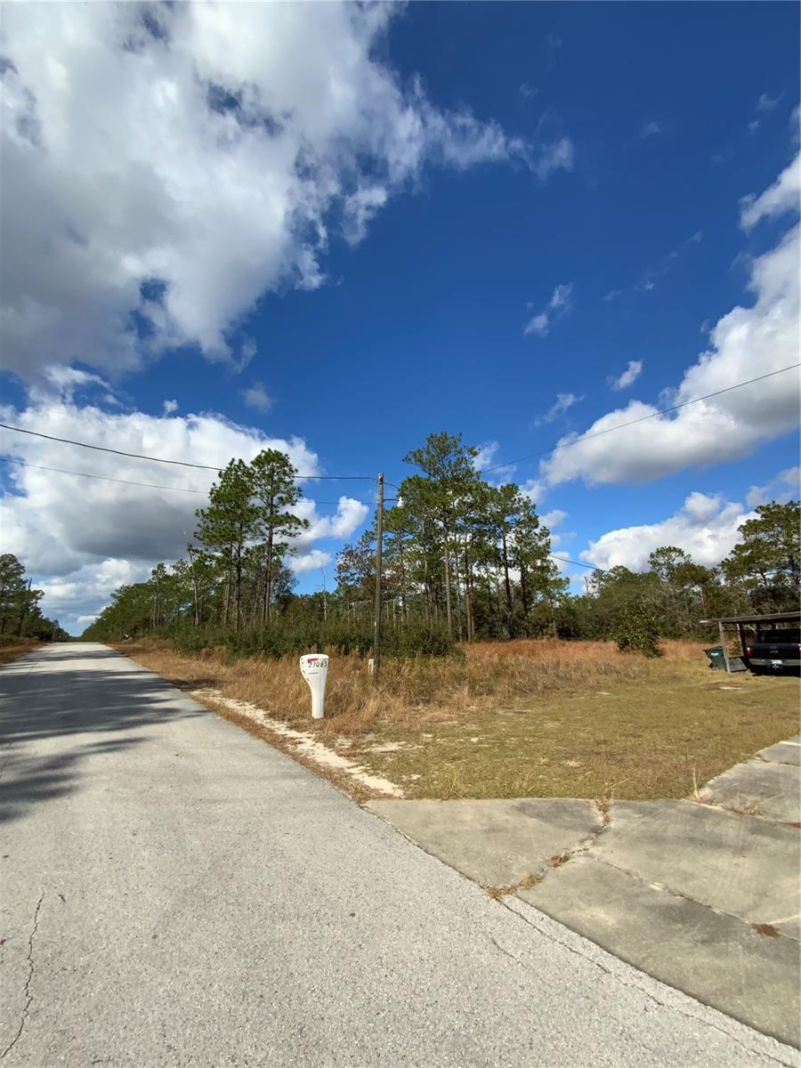 Image 16 of 18 For 23063 Edgewater Boulevard