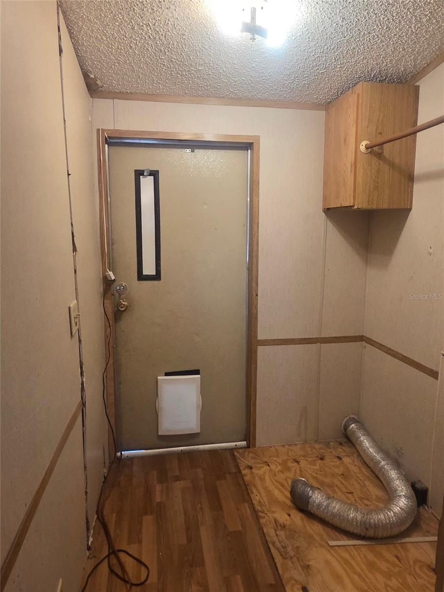 Image 23 of 43 For 7570 2nd Street