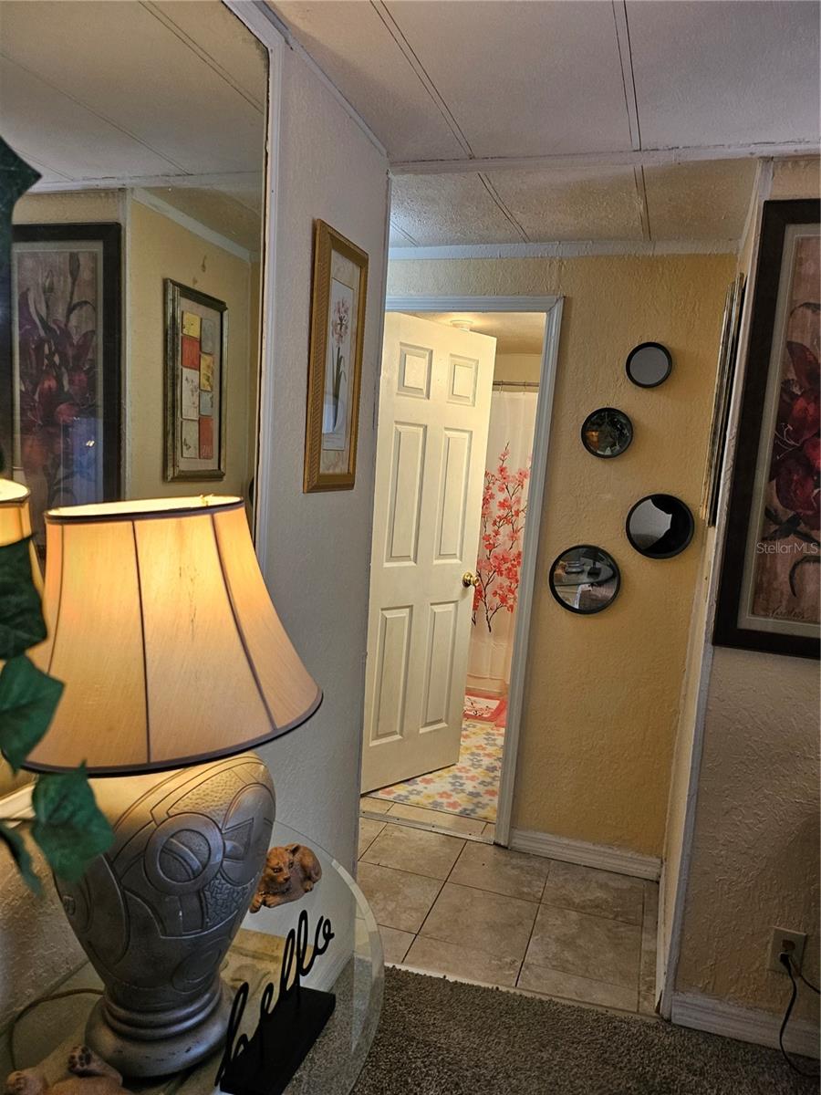 Listing photo id 8 for 7657 Caesar Point