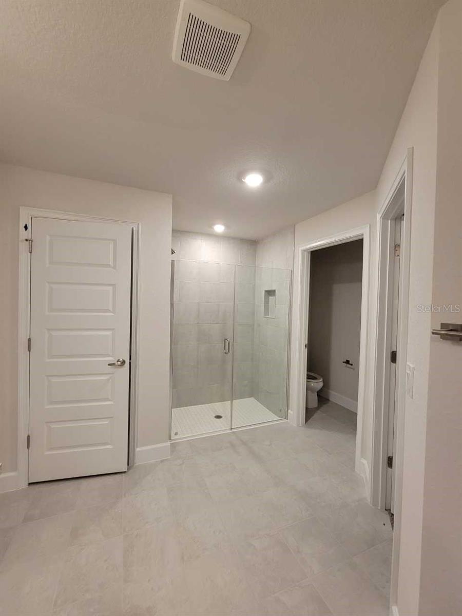 Image 12 of 21 For 12897 94th Lane