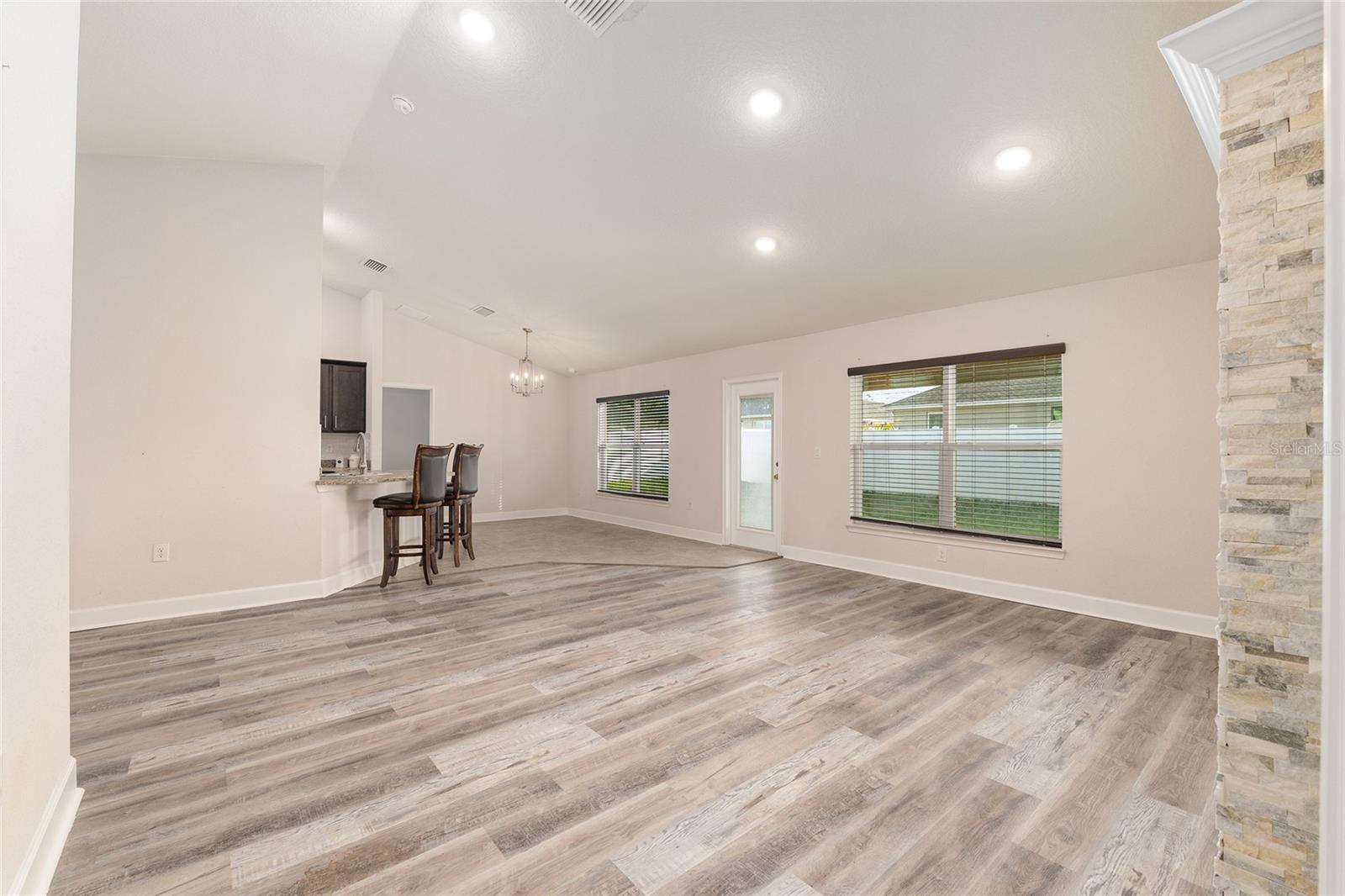 Image 16 of 71 For 4413 1st Court