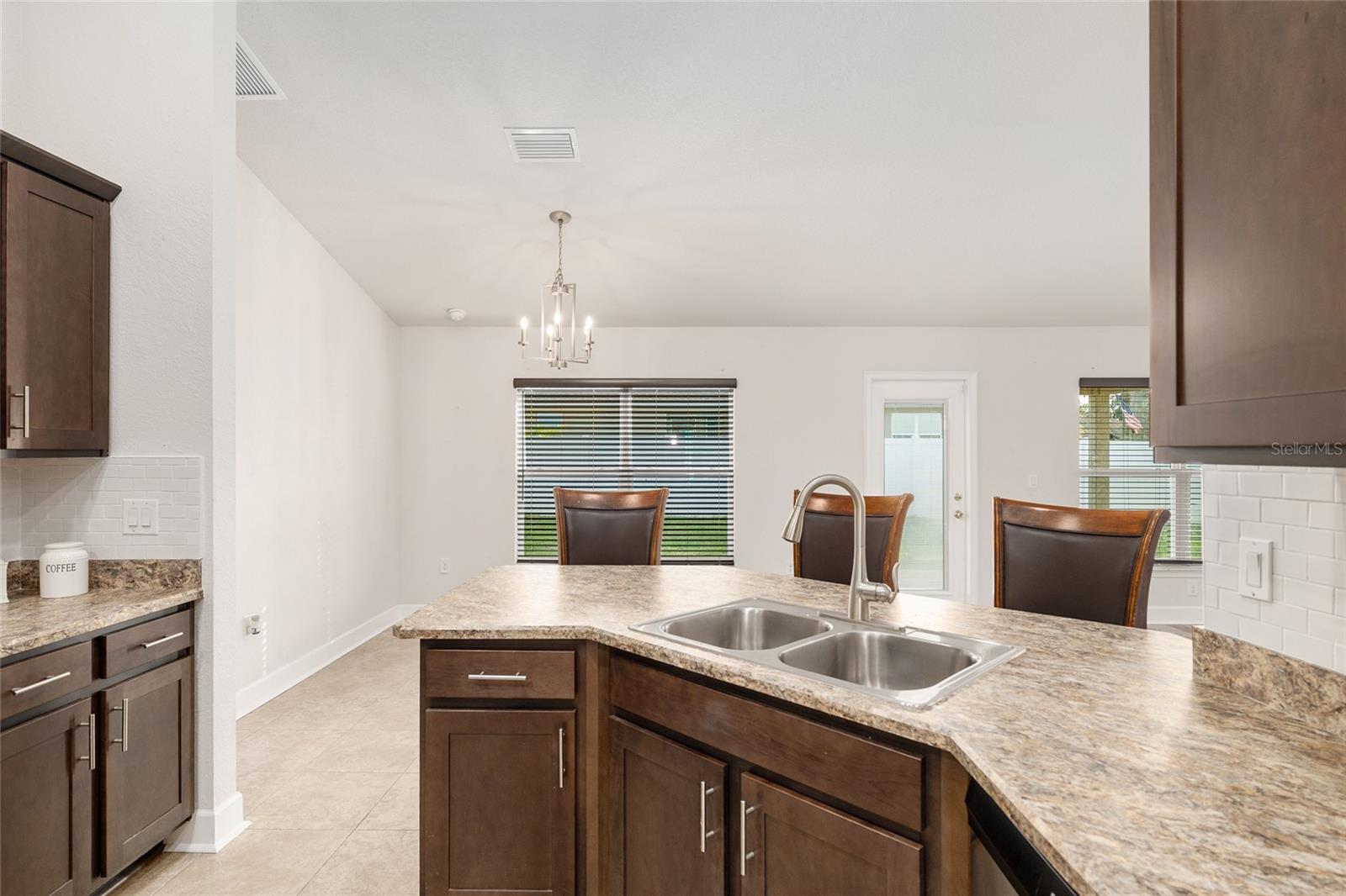 Image 25 of 71 For 4413 1st Court