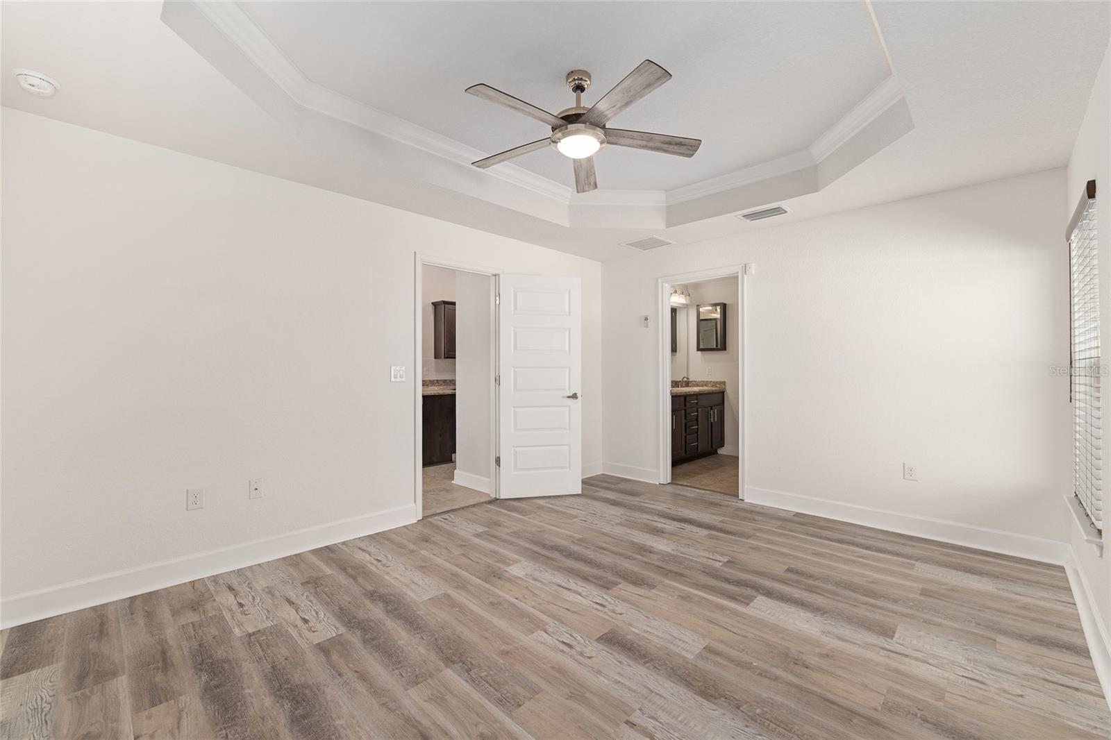 Image 30 of 71 For 4413 1st Court