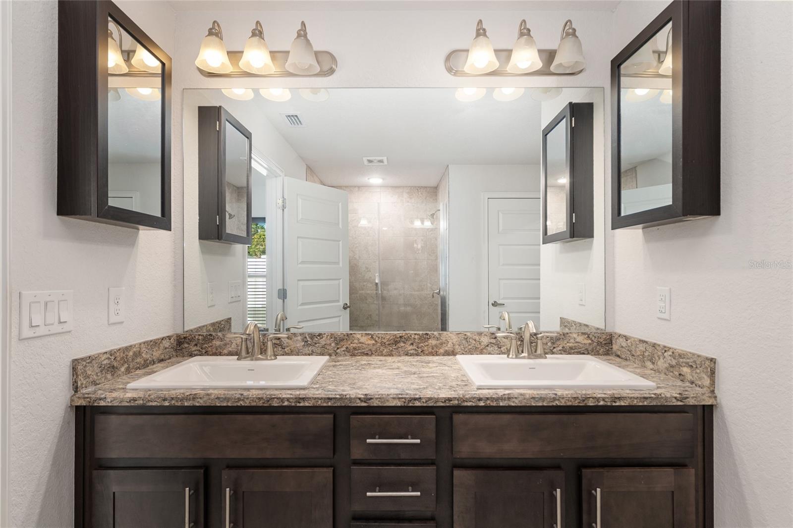 Image 32 of 71 For 4413 1st Court