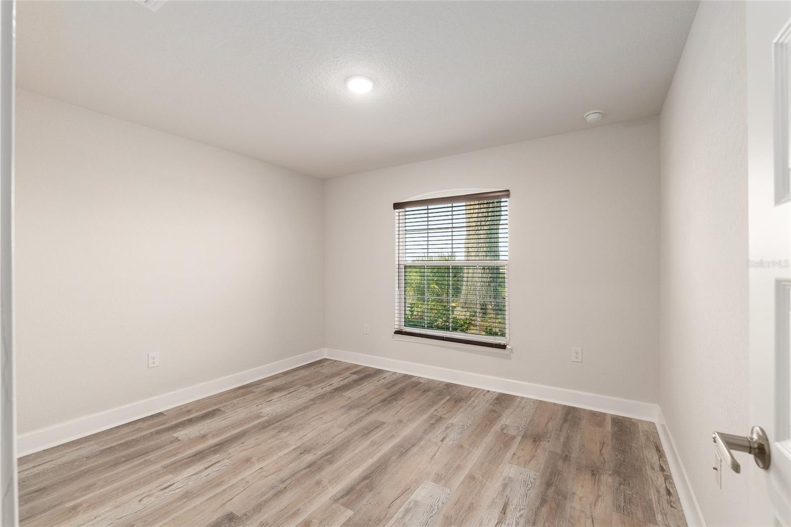 Image 36 of 71 For 4413 1st Court