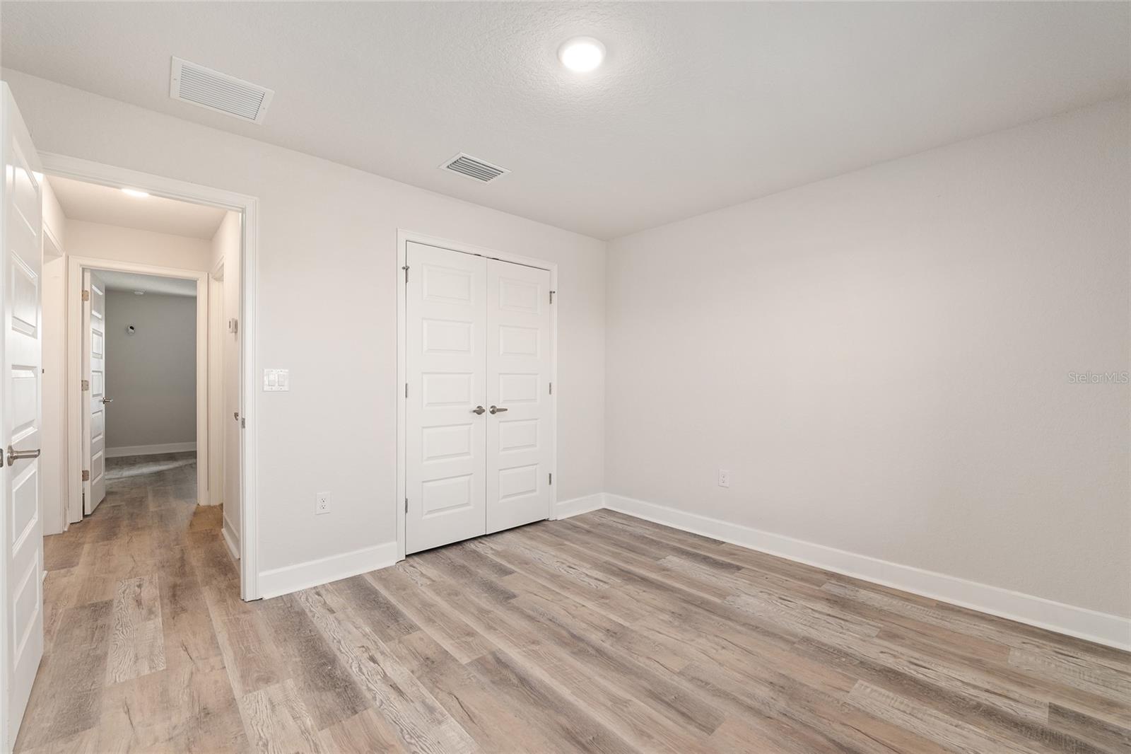 Image 37 of 71 For 4413 1st Court