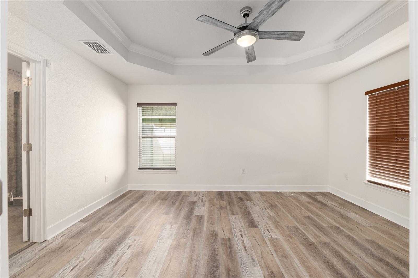 Image 42 of 71 For 4413 1st Court