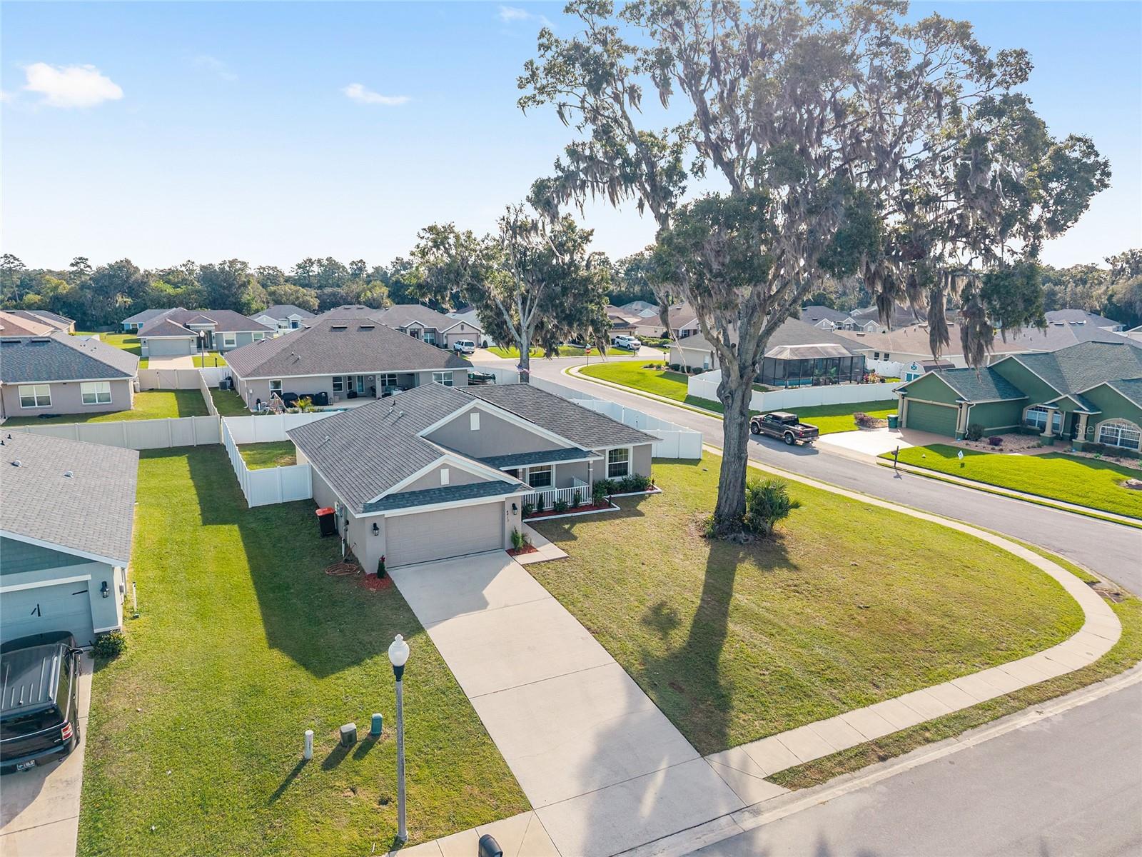 Image 58 of 71 For 4413 1st Court