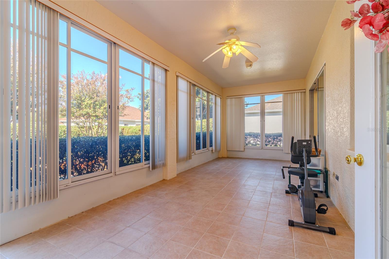 Image 19 of 34 For 2370 59th Avenue