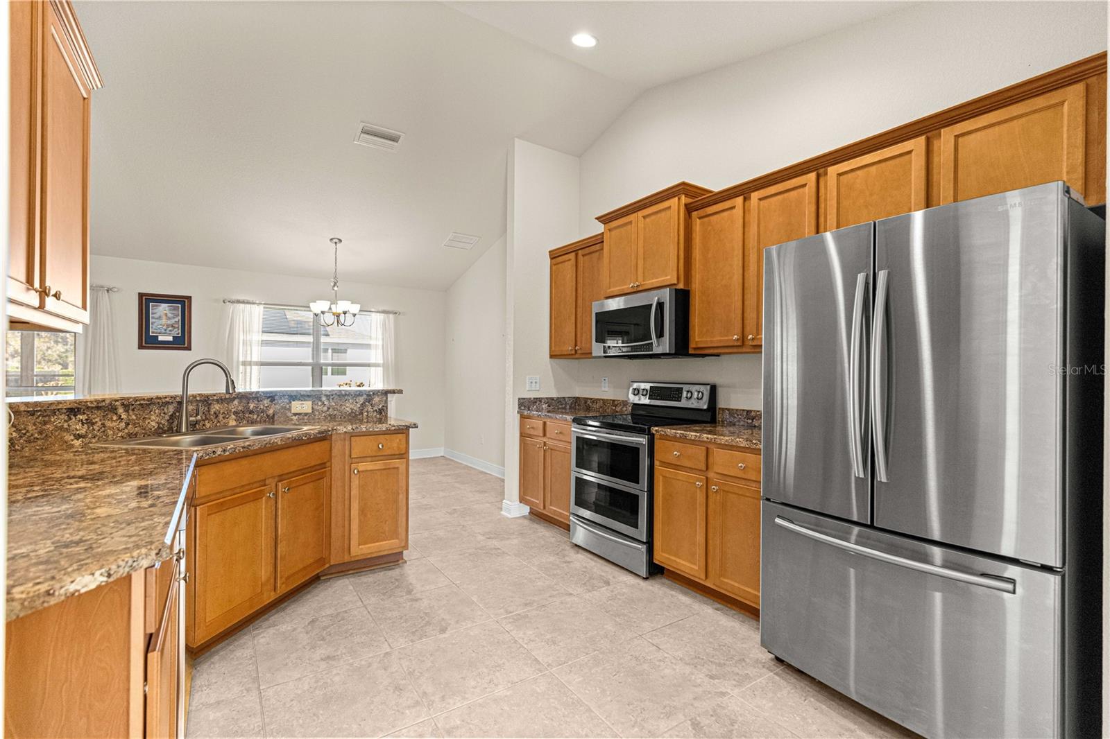 Image 11 of 53 For 4401 62nd Loop