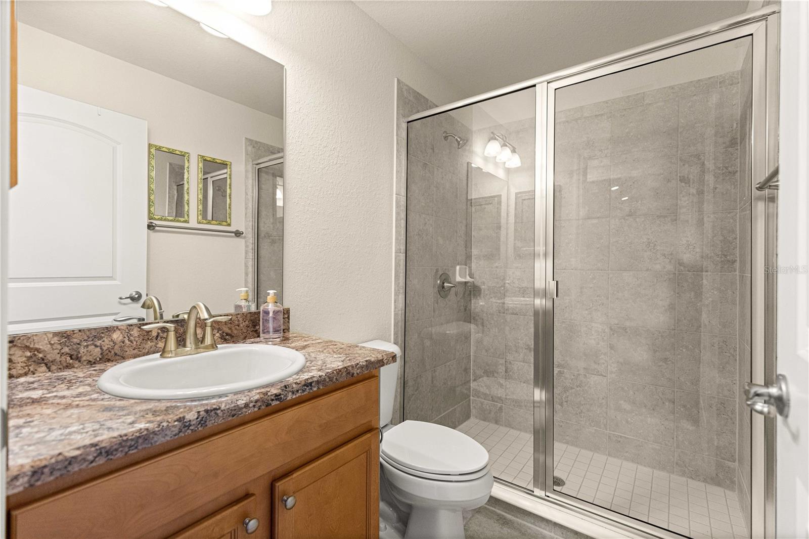 Image 29 of 53 For 4401 62nd Loop